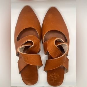 ELF Handmade Leather Slide Shoes